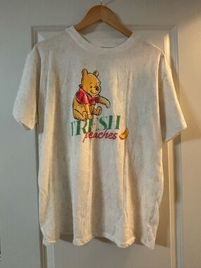 Winnie The Pooh Graphic Tee M